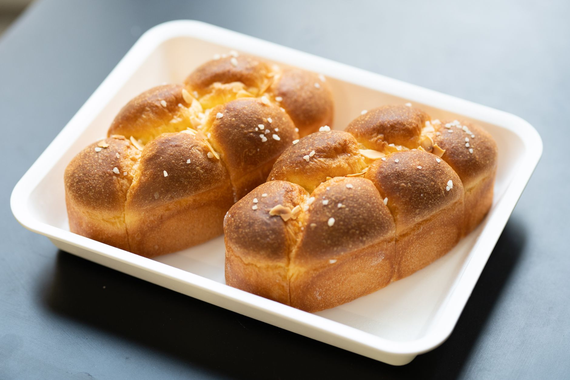 Brioche facile au robot la — pain brioché moelleux tout juste cuit