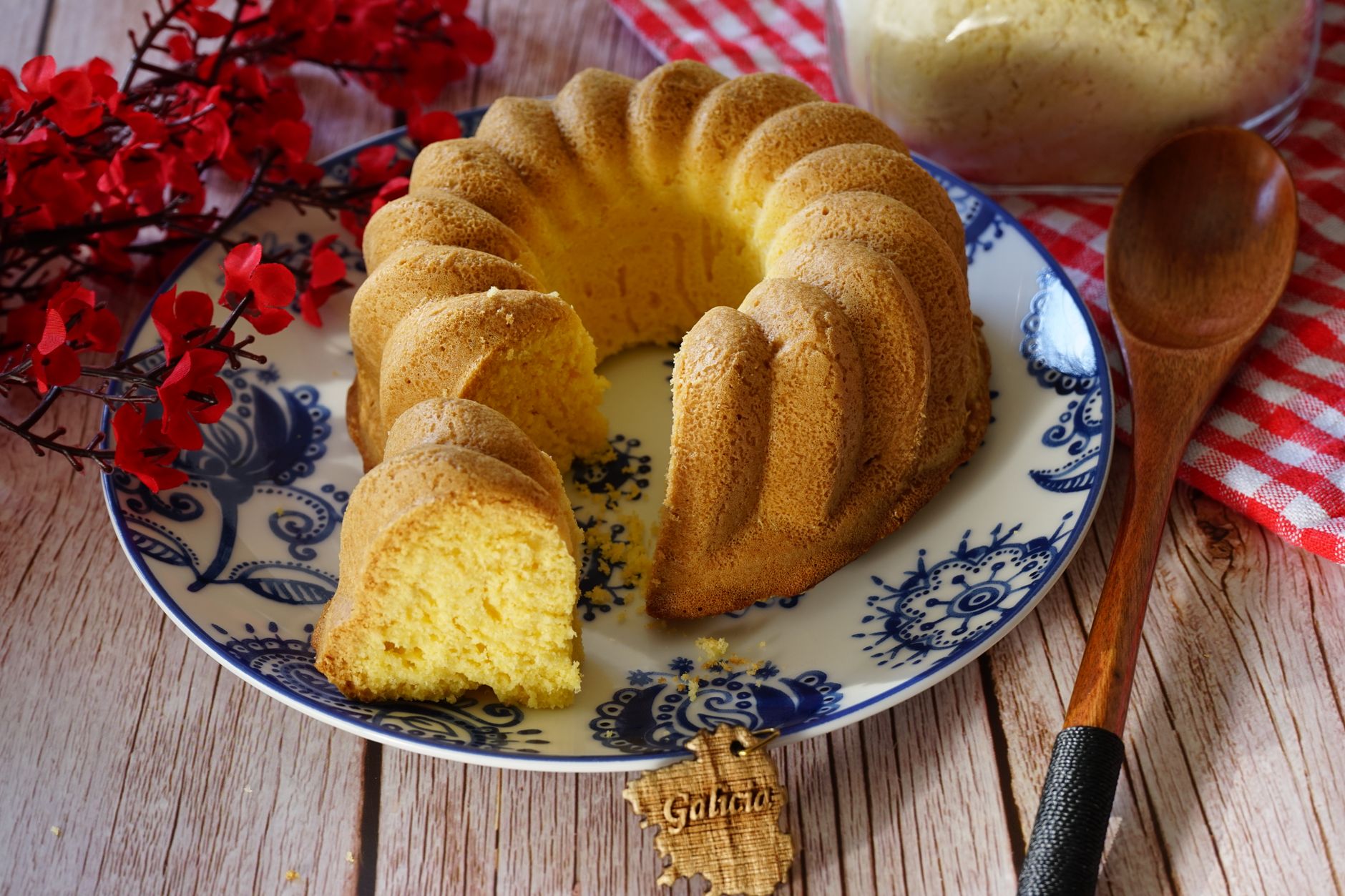 Gâteau au yaourt aux farines — Gâteau au yaourt aux farines bio : version complète, à l'épeautre ou sans sucre raffiné