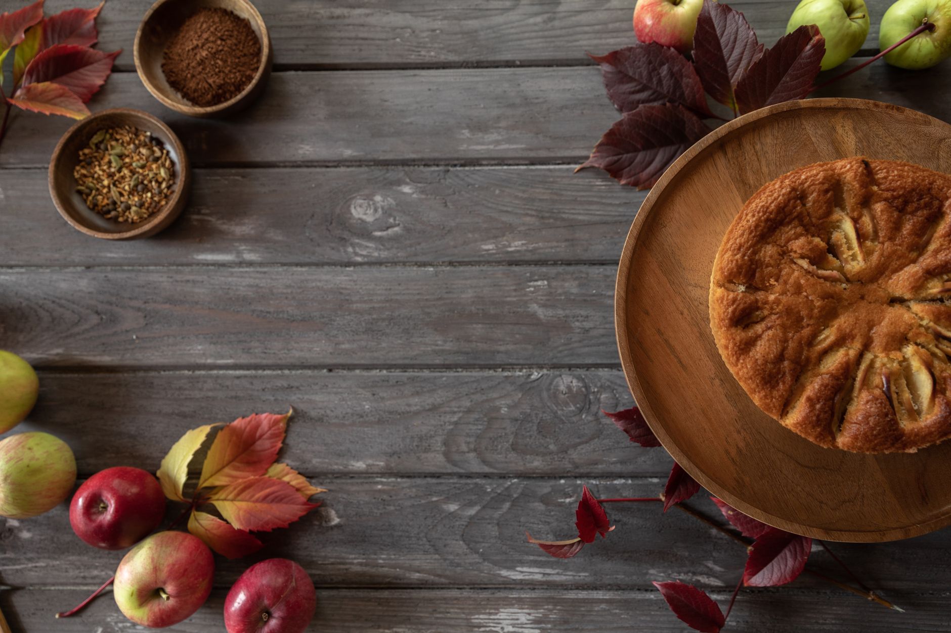Gâteau aux pommes façon grand-mère, moelleux et généreux : l’esprit de la recette — gâteau aux pommes fait maison