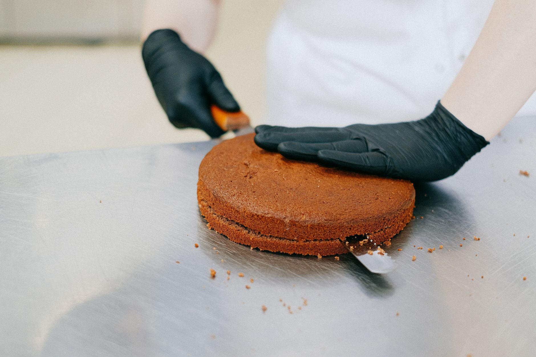 Le biscuit Joconde en pâtisserie CAP : rôle, histoire et usages en entremets — couches de biscuit Joconde