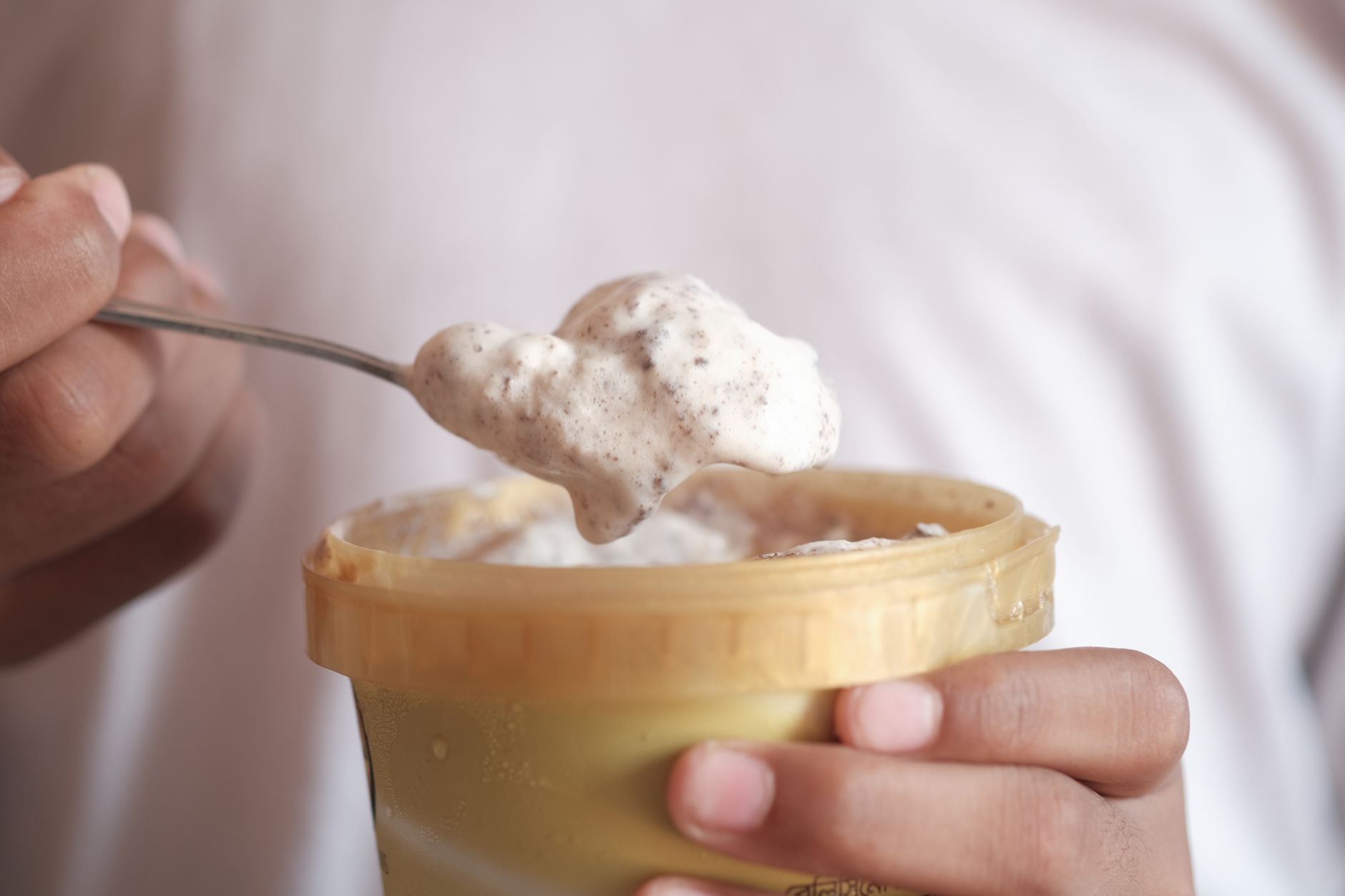 Peut-on congeler de la crème — crème fraîche congelée dans un contenant
