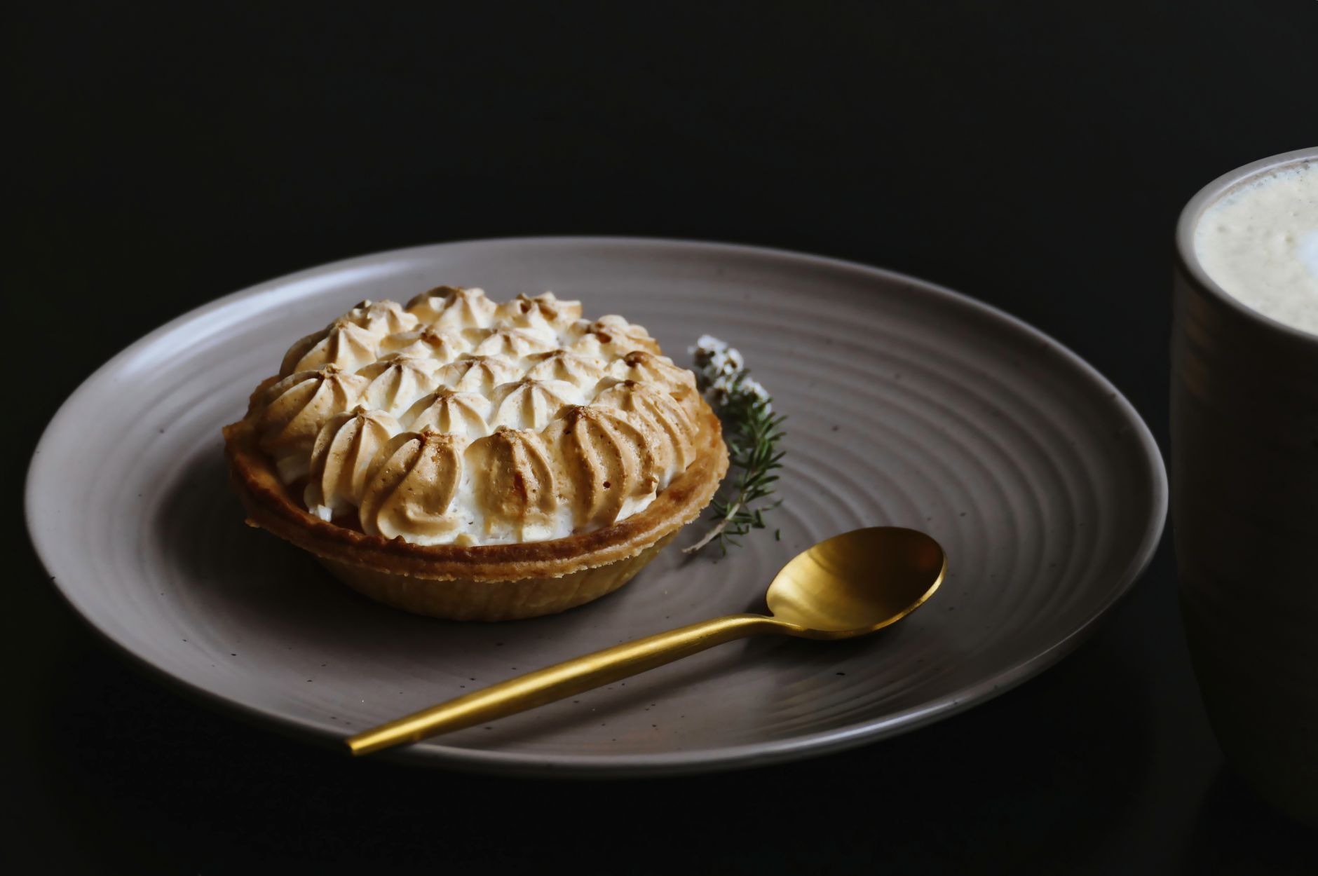 Tarte au citron enceinte maison, — tarte au citron avec meringue